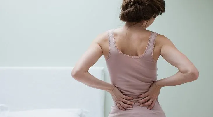 ¿Cómo curar una hernia intervertebral sin bisturí?