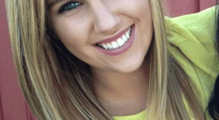 Maestra que sostuvo relaciones sexuales con adolescente, acepta un acuerdo para no ser encerrada 