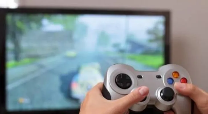 Dos horas de videojuegos semanales son beneficiosas, 9 causan problemas salud