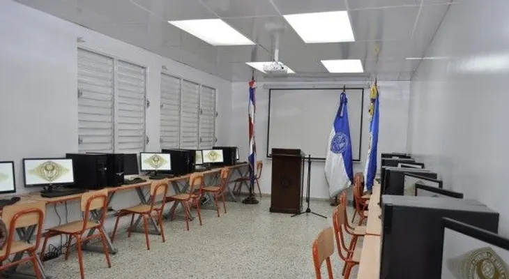 Inauguran laboratorio digital en Facultad de Artes de la UASD