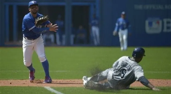 Casali rompe empate en victoria de Rays sobre Azulejos 