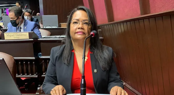 Diputada Servia Iris Familia califica gran interés para economía dominicana adquisición de edificio para oficinas públicas en NY
