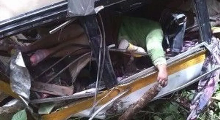 Tres muertos y cuatro heridos en accidente en San Juan