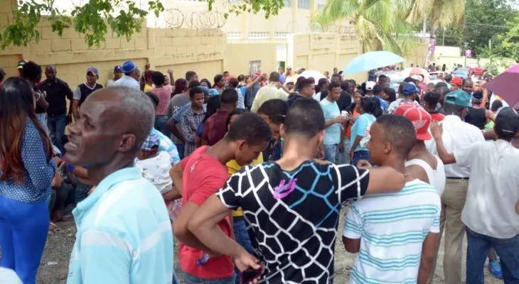 Diario estadounidense publica que en República Dominicana los votos se venden por 20 dólares