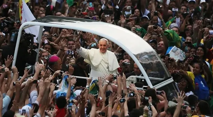 El Papa Francisco llega a Brasil