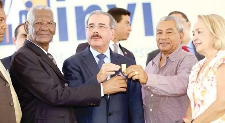 Presidente entrega proyectos habitacionales en Barahona y San Juan de la Maguana