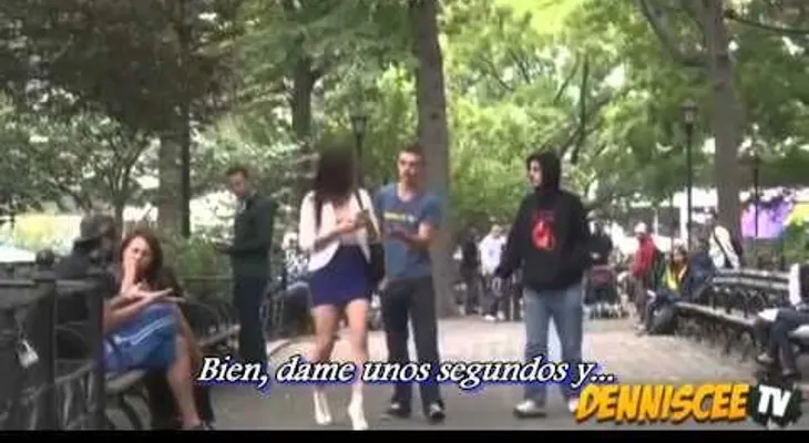 Así se debe tratar a una mujer interesada (VIDEO)
