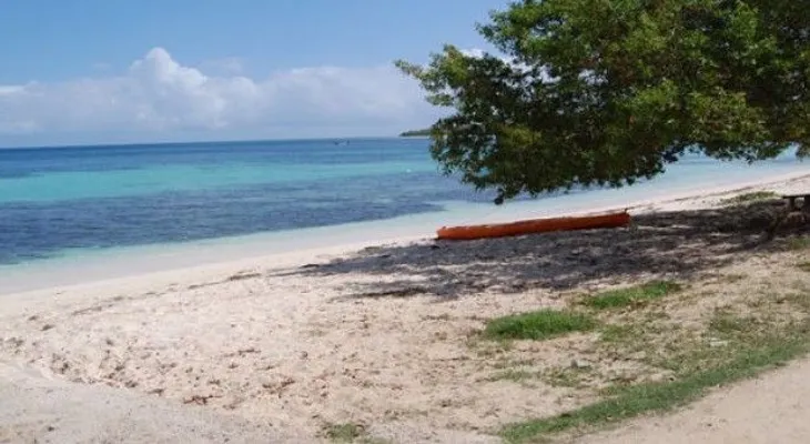 Muere buzo al ser impactado por bote en playa de Puerto Plata