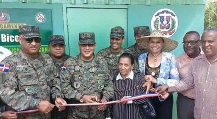 Comandante del Ejército entrega destacamentos y vivienda a soldado en la frontera