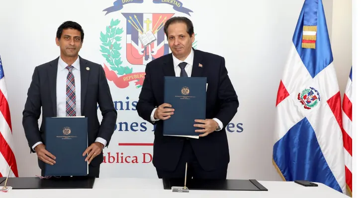 República Dominicana y EEUU firman acuerdo en salud