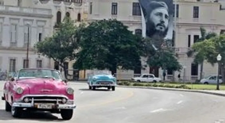El son enmudece y el ron no corre en una Cuba que empieza a vivir sin Fidel
