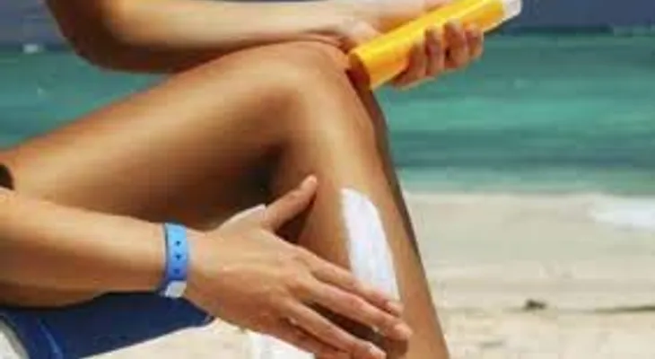 Tips infalible para cuidar tu piel en cualquier momento. Tener agua, jugos y bebidas refrescantes