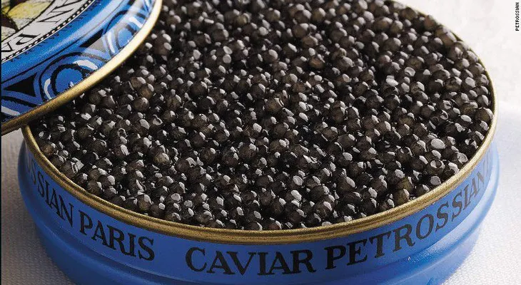 Esta es la guía que te convertirá en un experto para... ¡comer caviar!