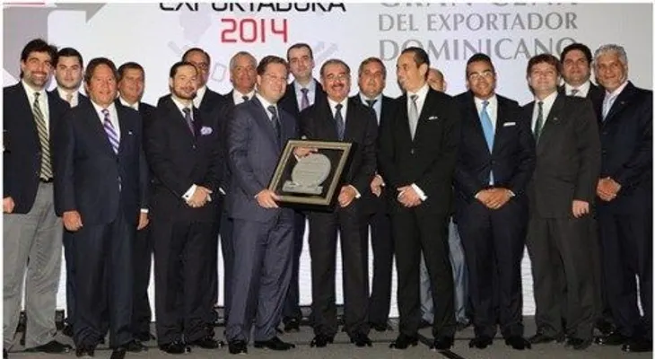 Banco Popular, D clase Shoes y Barceló Export Import premiados por ADOEXPO