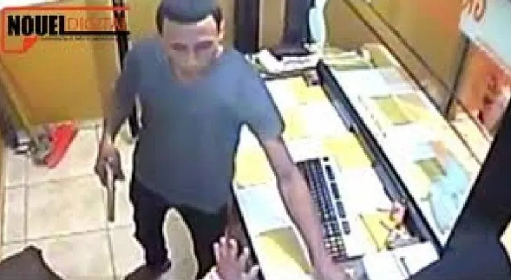Multitud mata a dos hombres cuando intentaban robar en banca de lotería