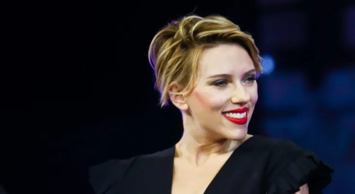 Scarlett Johansson no interpretará a un hombre trans en una película tras la ola de críticas