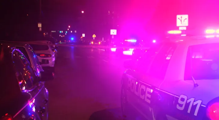 Policía de Arizona recibe varios disparos en una parada de tráfico
