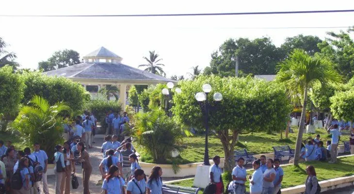 El 61 % de estudiantes de 8vo aprueba Pruebas Nacionales; Educación llama a 3ra convocatoria