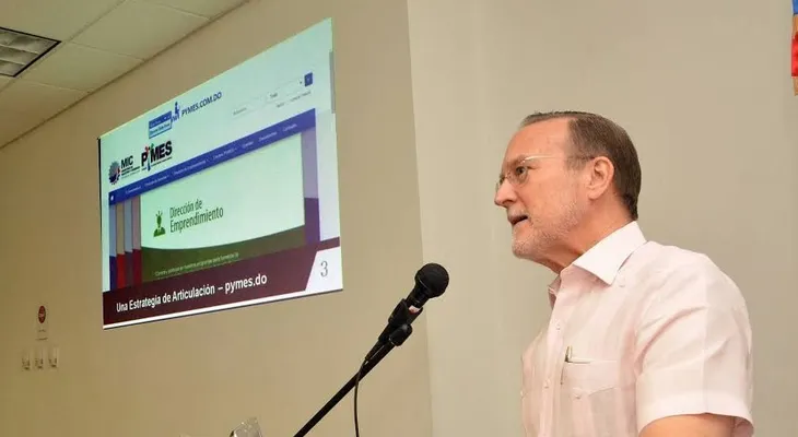 Industria y Comercio transversalizará el enfoque de género a sus programas y proyectos 