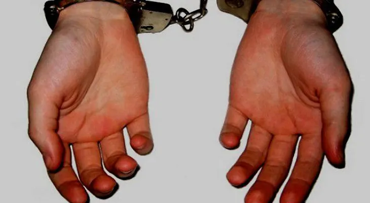 Imponen prisión preventiva a madre acusada de intentar golpear con martillo a su bebé