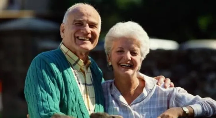 Con la edad la memoria no se deteriora, sólo funciona más lento