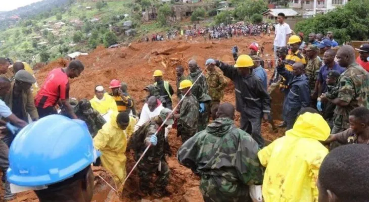 Deslaves en Sierra Leona dejan más de 400 muertos 