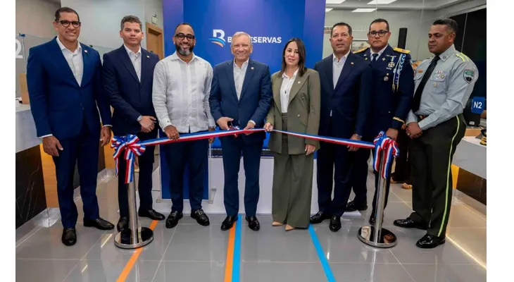 Banreservas inaugura oficina en centro vehicular de Pedro Brand