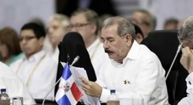 Danilo Medina: Reto de AL es garantizar empleo y formación a jóvenes "ninis"
