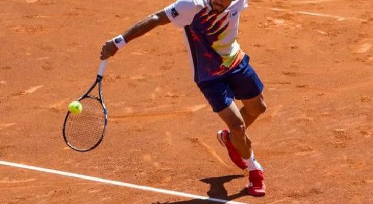 Víctor debuta hoy en Roland Garros ante el ruso Gabashvili 