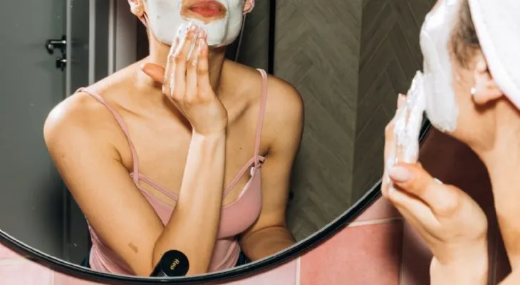 "Rejuvenece 20 Años con esta Mascarilla Casera de Laurel"