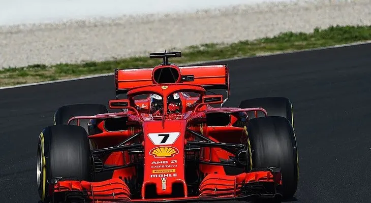 Kimi Raikkonen se va de Ferrari y vuelve a la escudería donde empezó