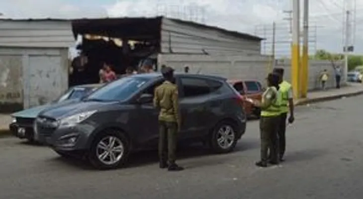 No te dejes multar por entintados; prohíben agentes de AMET multar conductores 