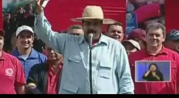 El mensaje de Maduro a la OEA: "Métase la carta democrática por donde le quepa"...(el culo, el ano, la parte trasera)