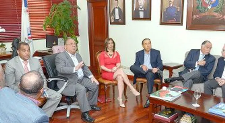 Aumento salarial es insuficiente para cubrir canasta familiar básica