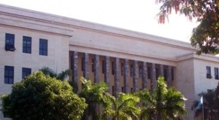Educación pagará sustitutos de maestros