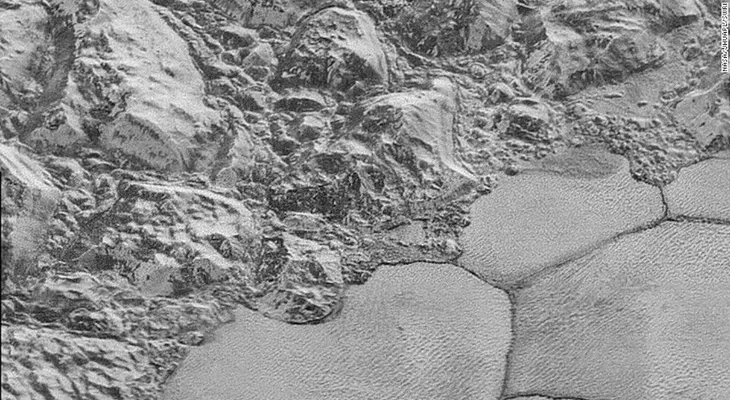 La NASA revela las imágenes más claras de Plutón hasta el momento