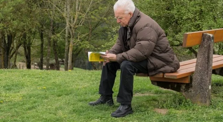 Conmueve en las redes: Abuelo envía a su nieta las reglas para tener novio