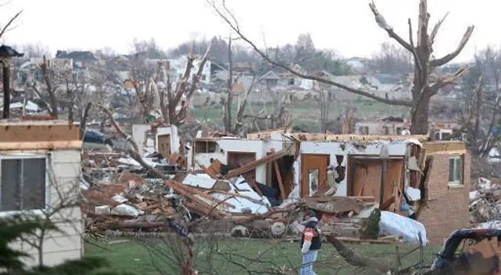 Al menos 10 muertos por tornados en los Estados Unidos 