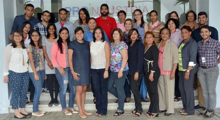Ministerio de Industria y Comercio y OIT certifican a formadores de Género y Emprendimiento