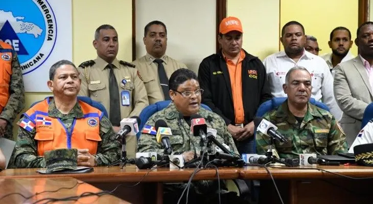 COE incrementa a 26 provincias en alerta por lluvias