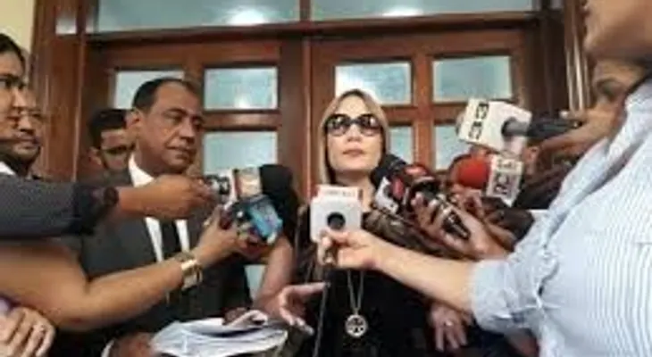 Pareja de Vicente Bengoa denuncia que sus hijos mayores lo tienen secuestrarlo