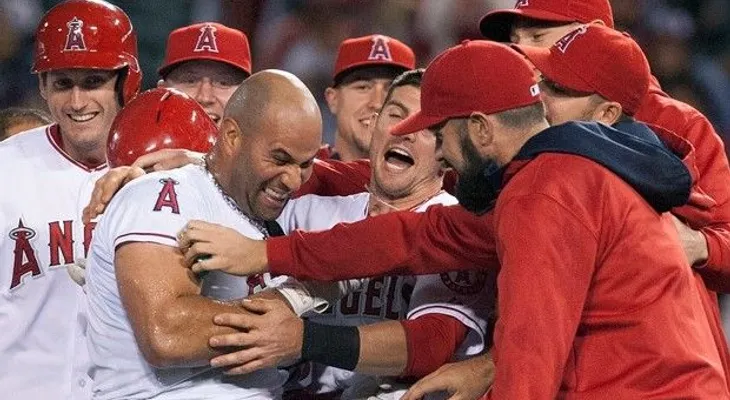 Beltré llega a los 400 jonrones; Pujols liga el sexto del año