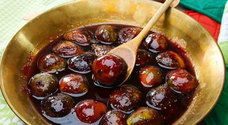 Eliminar bacterias en el estómago comiendo higos