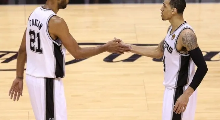 Wade acepta un año con el Heat; Duncan se queda 