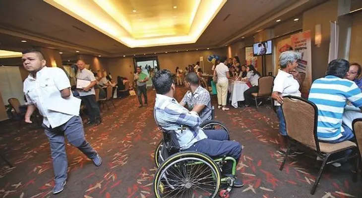 Buscan inclusión laboral discapacitados