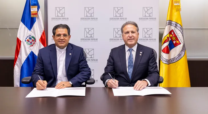 APAP y PUCMM llevan la inteligencia artificial a los pequeños comercios