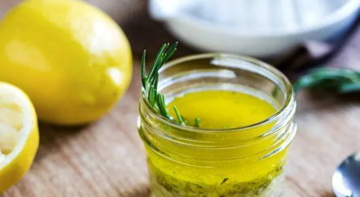 Una combinación poderosa de aceite de oliva con limón que sigue ganando seguidores en el MUNDO