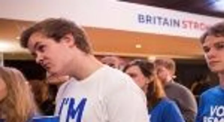 Era broma: Dos millones de británicos firman para pedir repetición del referéndum del Brexit