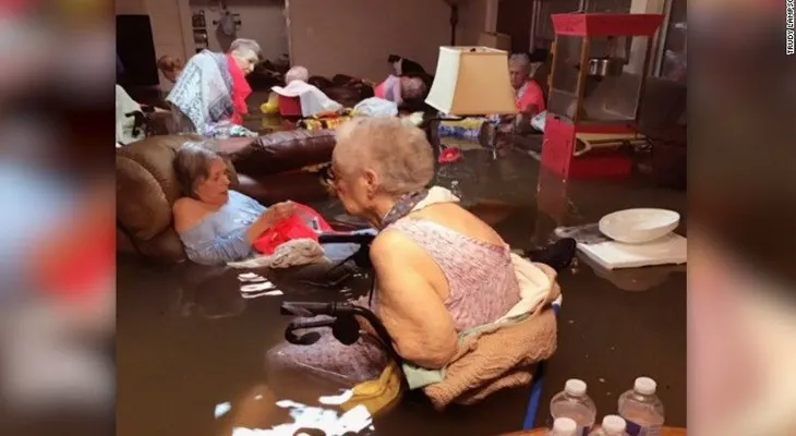 ¿Qué pasó con los ancianos varados en su hogar inundado? Esta es la historia