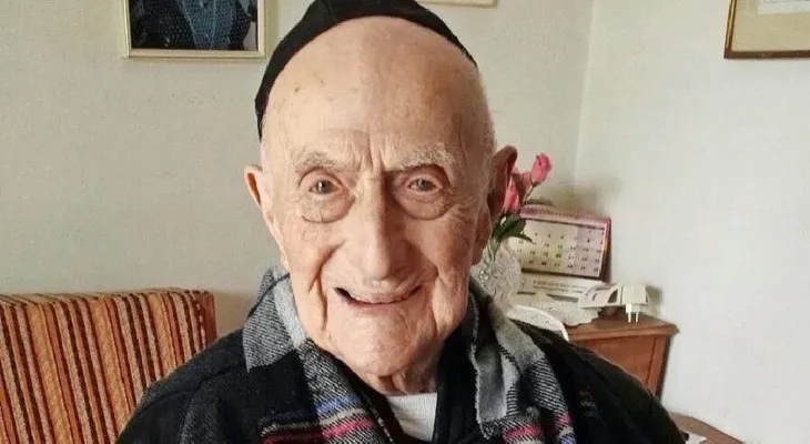 Muere a los 113 años, Israel Kristal, registrado como el hombre más viejo del mundo 